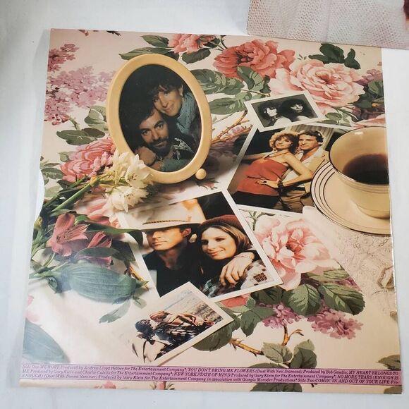 Barbra Streisand - Love Songs (1981) CBS Vinyl Record - Picture 5 of 7